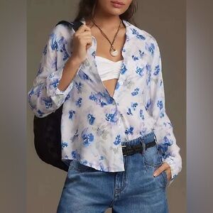 Cloth & Stone Floral Blue and white button down Blouse Top